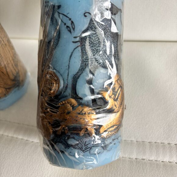 Holiday Elegance Vintage 5.5" Nativity Scene Gold Paint Blue 3D Pillar Candles - Picture 3 of 5